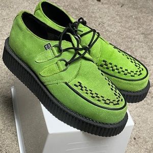 T.U.K green creepers